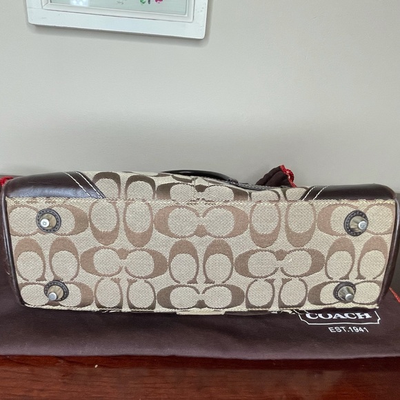 Authentic COACH Signature Demi Khaki Brown ✋🏻👜 - Picture 6 of 11